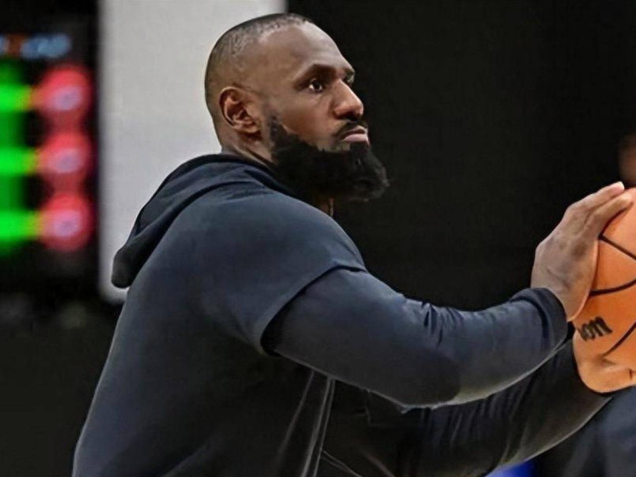 一竞技-詹姆斯在快船比赛中回归赛场，高光表现引发热议！的简单介绍